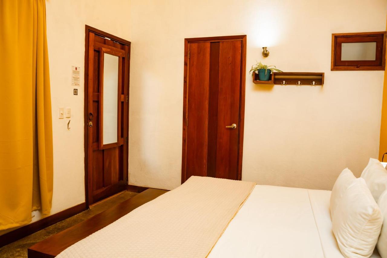 Hotel Con Corazon Granada Dış mekan fotoğraf